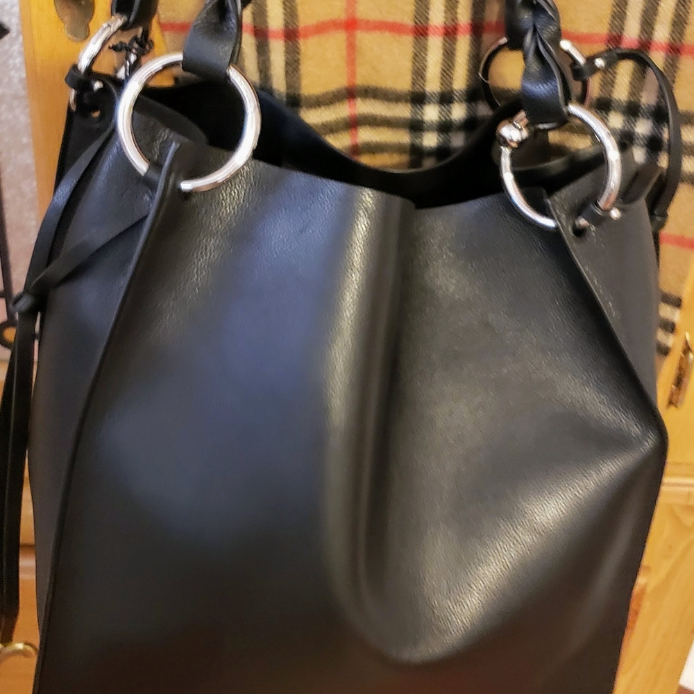 Pure leather handbag 👜NWOT